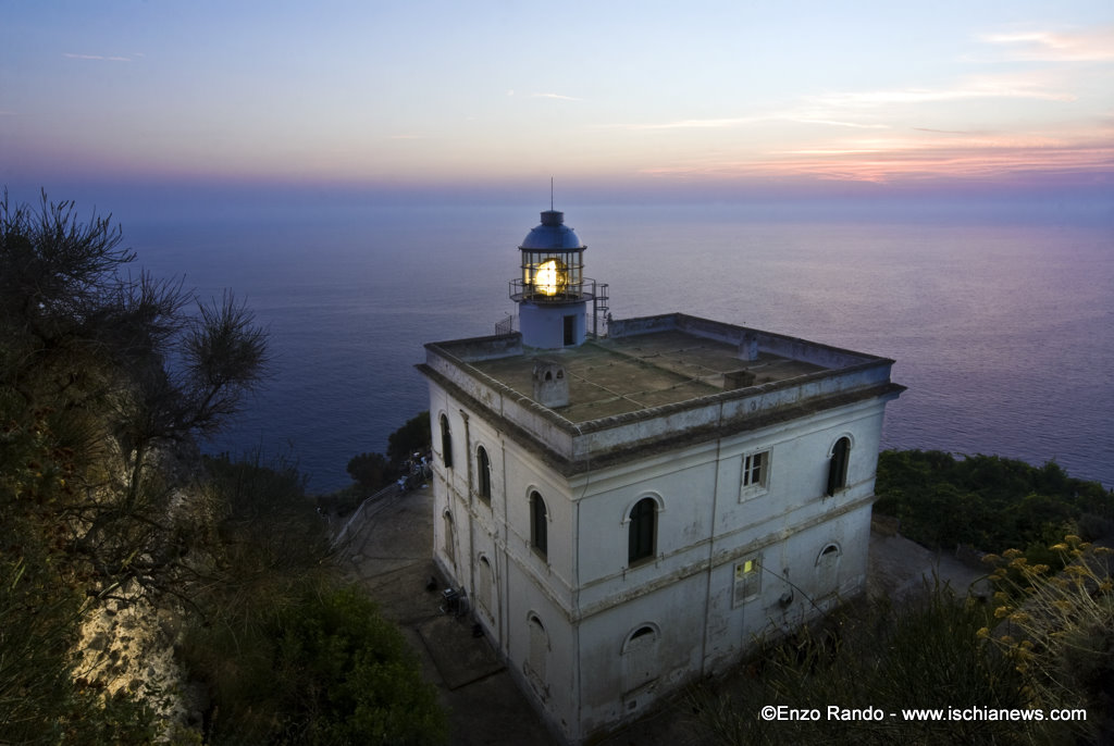 Faro Punta Imperatore